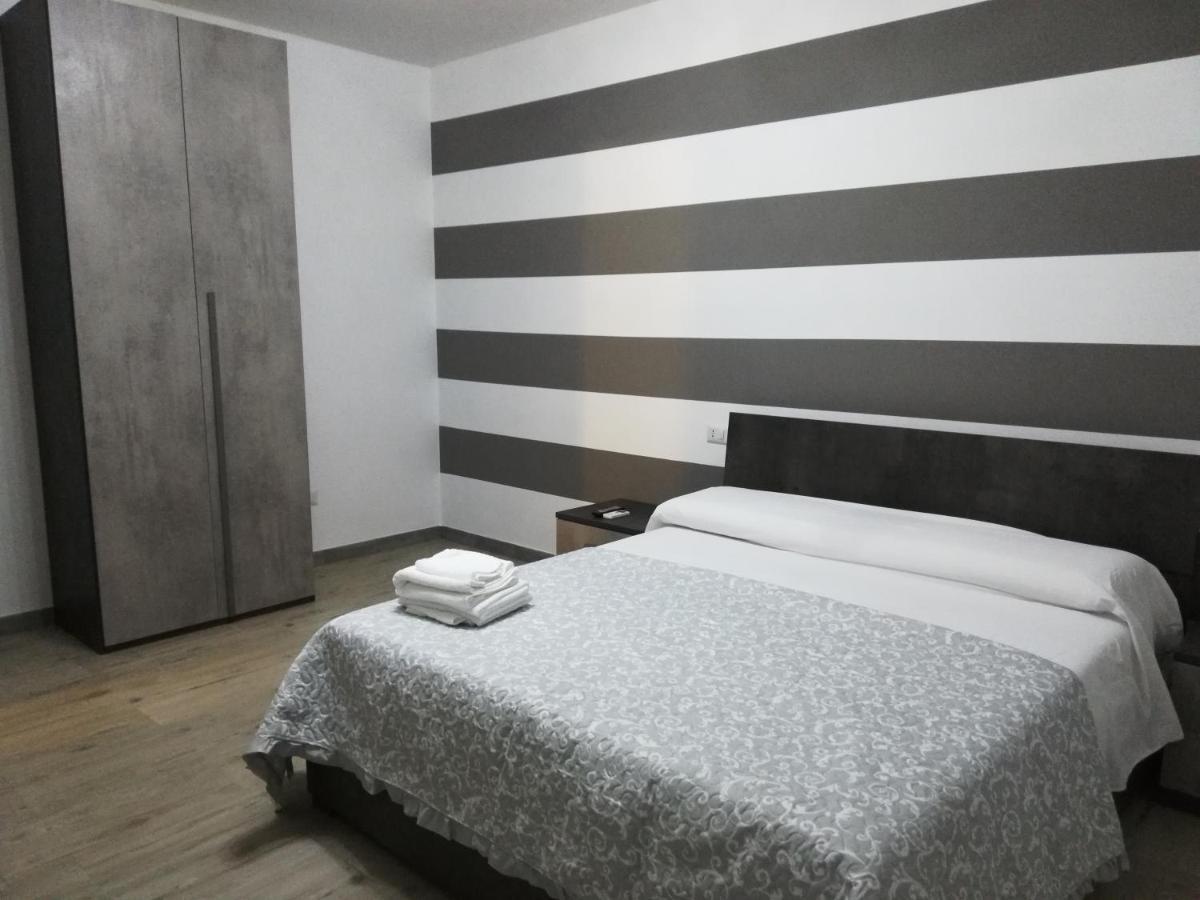 Bed&Breakfast Villa Nora Quartu SantʼElena Exterior foto