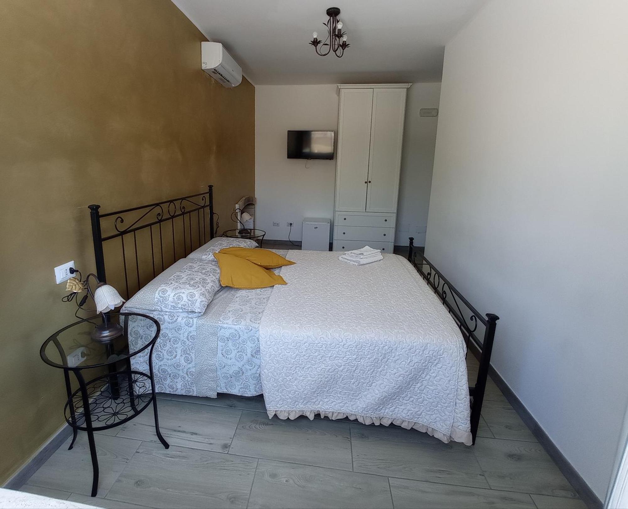 Bed&Breakfast Villa Nora Quartu SantʼElena Exterior foto
